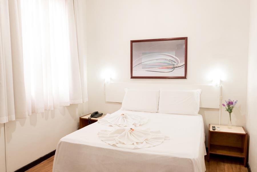 Economic Center Hotel Divinópolis Esterno foto
